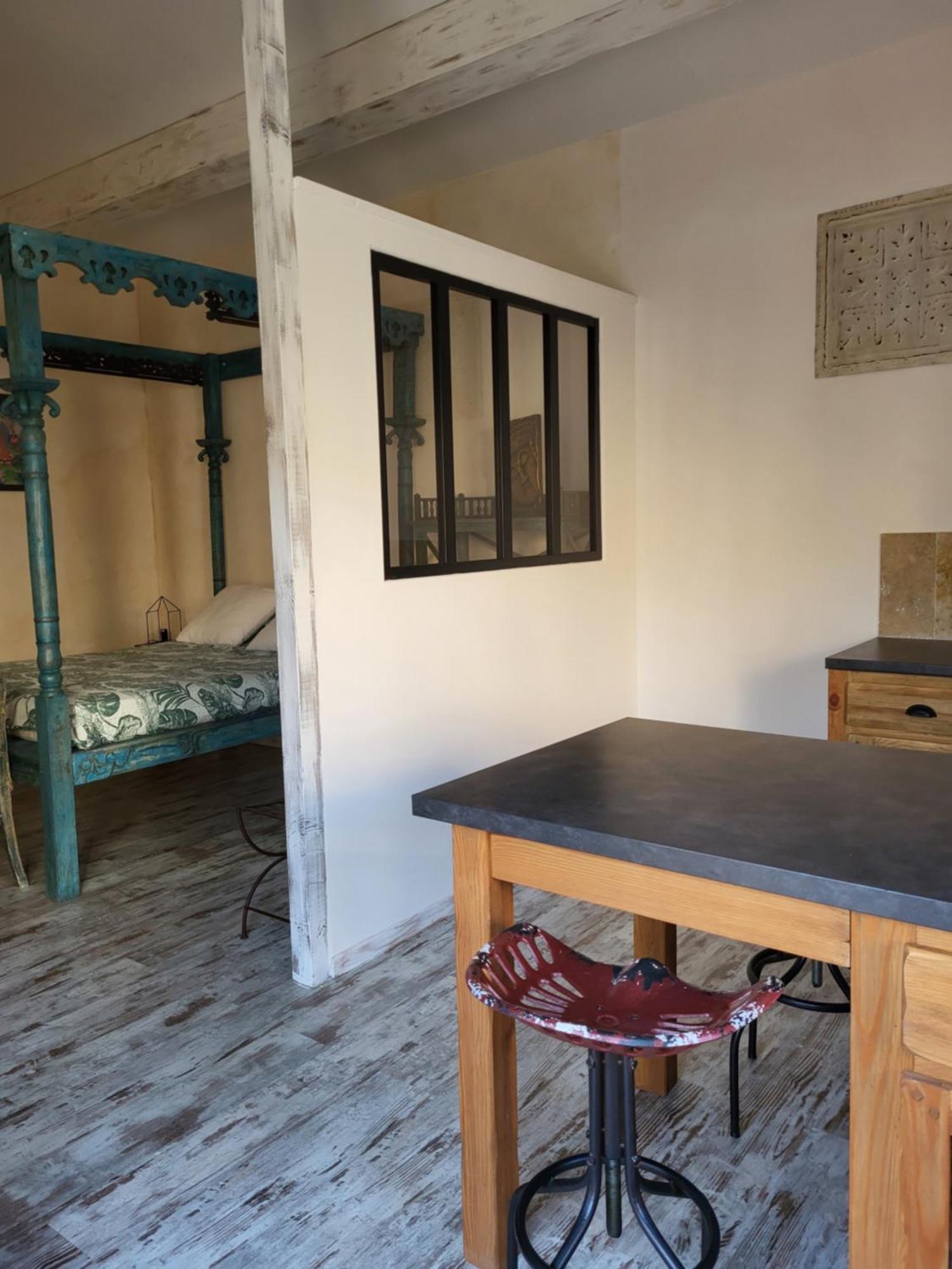 Studios Et Gite La Sauvasse Vagnas Pokoj fotografie