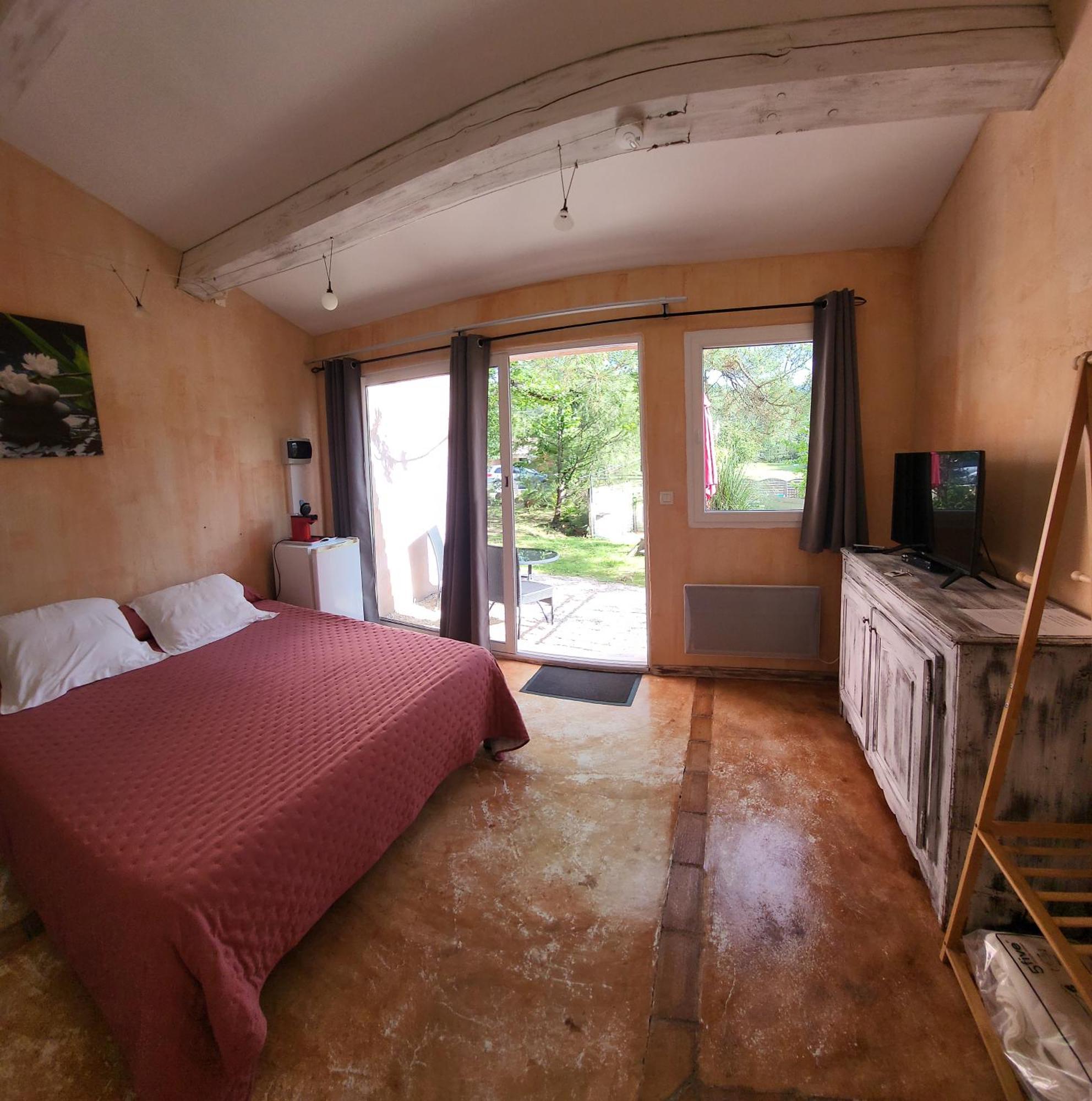 Studios Et Gite La Sauvasse Vagnas Pokoj fotografie